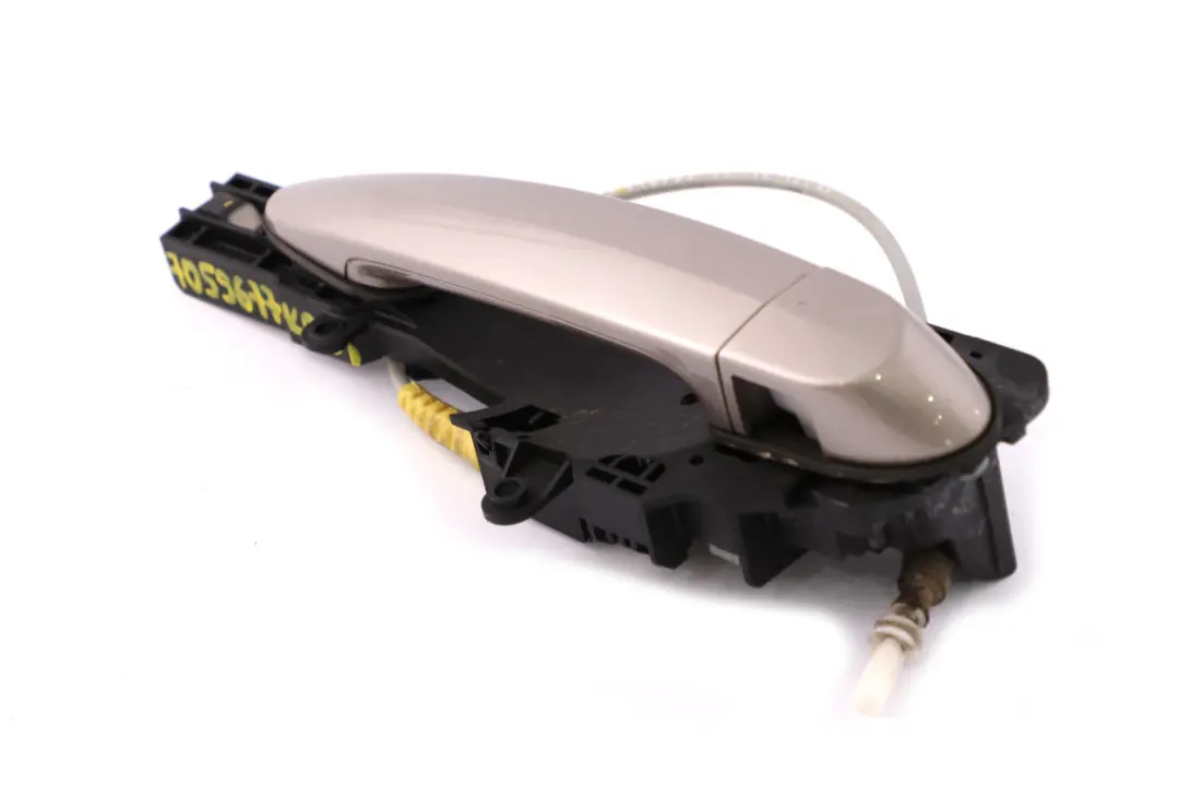 Front Left Door Grab Handle N/S Kaschmirsilber Silver to BMW 1 Series 1 E81 E87 with Part number 7059677 BMW 1 Series 1 E81 E87 Front Left Door Grab Handle N/S Kaschmirsilber Silver - SKU rhd-7059677-KAS1 - Part number 7059677