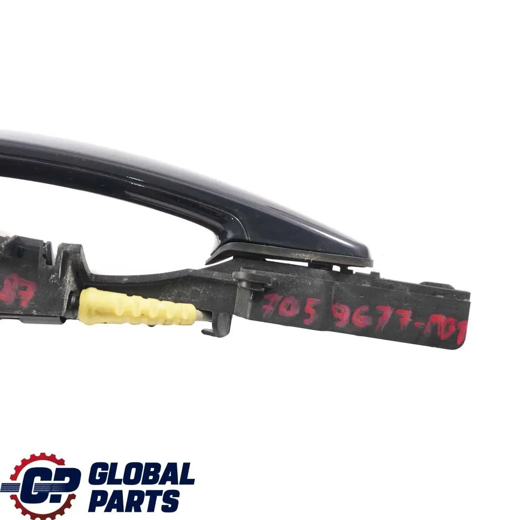 Complete Front Right Grab Handle O/S Monacoblau Monaco Blue A35 to BMW 1 E81 E87 with Part number 7059677 BMW 1 E81 E87 Complete Front Right Grab Handle O/S Monacoblau Monaco Blue A35 - SKU rhd-7059677-MB1 - Part number 7059677