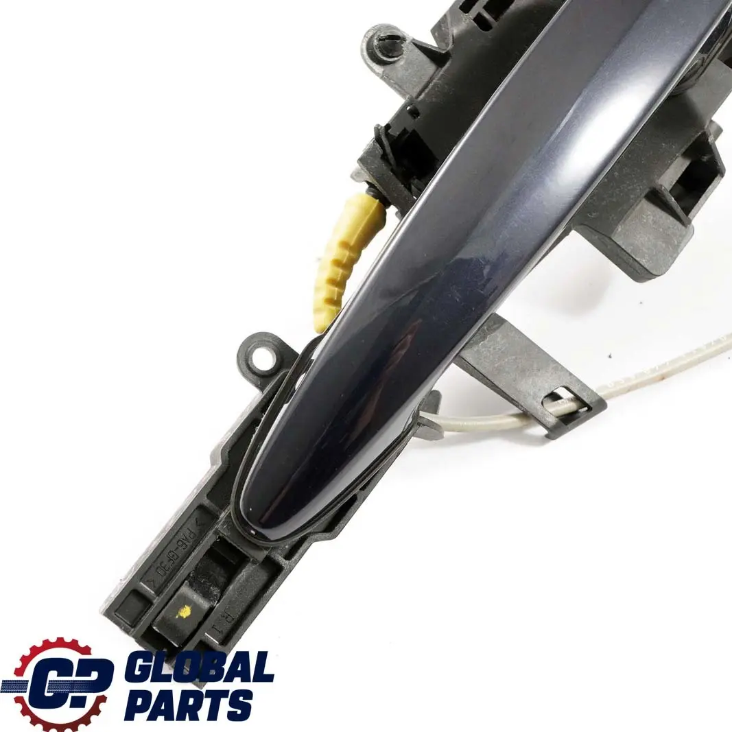 Complete Front Right Grab Handle O/S Monacoblau Monaco Blue A35 to BMW 1 E81 E87 with Part number 7059677 BMW 1 E81 E87 Complete Front Right Grab Handle O/S Monacoblau Monaco Blue A35 - SKU rhd-7059677-MB1 - Part number 7059677