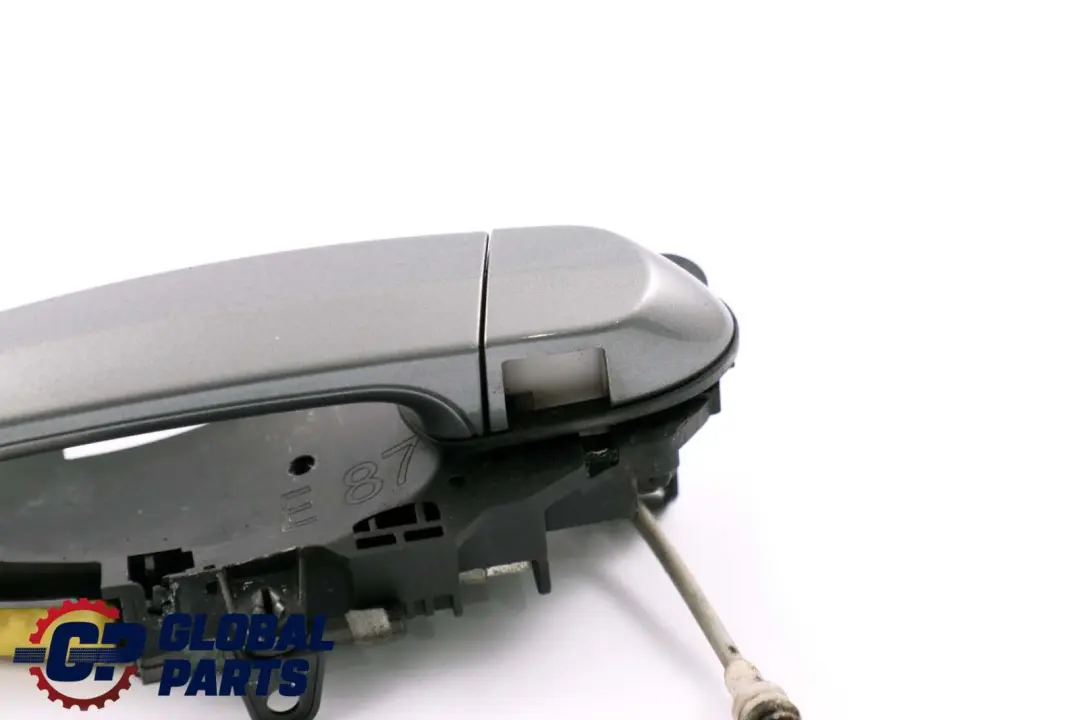 Complete Front Left N/S Grab Handle Spacegrau Metallic to BMW 1 Series E81 E87 with Part number 7059677 BMW 1 Series E81 E87 Complete Front Left N/S Grab Handle Spacegrau Metallic - SKU rhd-7059677-SCG3 - Part number 7059677