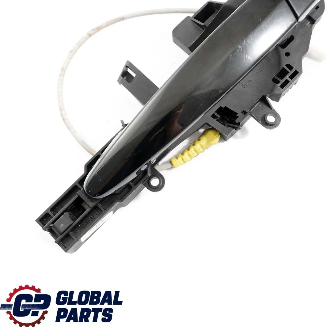 Complete Front Left Grab Handle N/S Schwarz 2 Black - 668 to BMW 1 Series 2 E87 with Part number 7059677 BMW 1 Series 2 E87 Complete Front Left Grab Handle N/S Schwarz 2 Black - 668 - SKU rhd-7059677-SCH2 - Part number 7059677