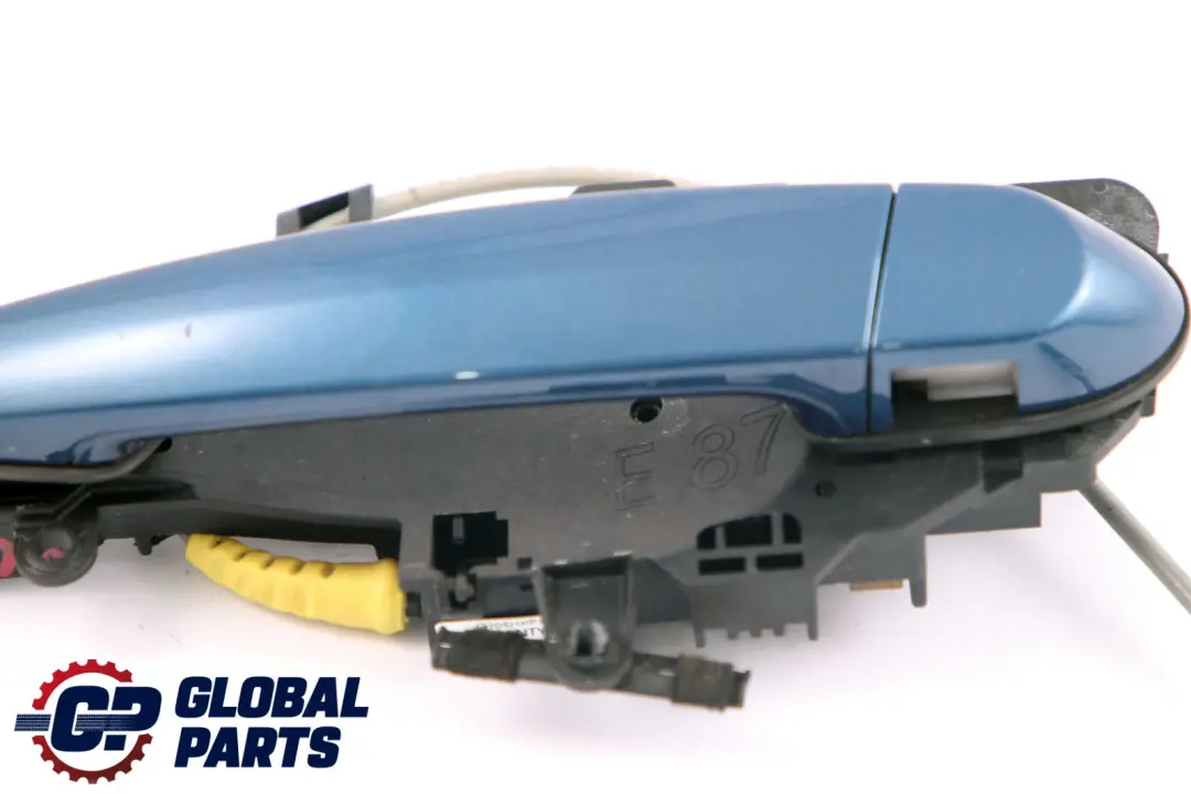 Left Front Complete Grab Handle N/S Sydneyblau Blue to BMW 1 Series E81 E82 E87 with Part number 7059677 BMW 1 Series E81 E82 E87 Left Front Complete Grab Handle N/S Sydneyblau Blue - SKU rhd-7059677-SYD1 - Part number 7059677