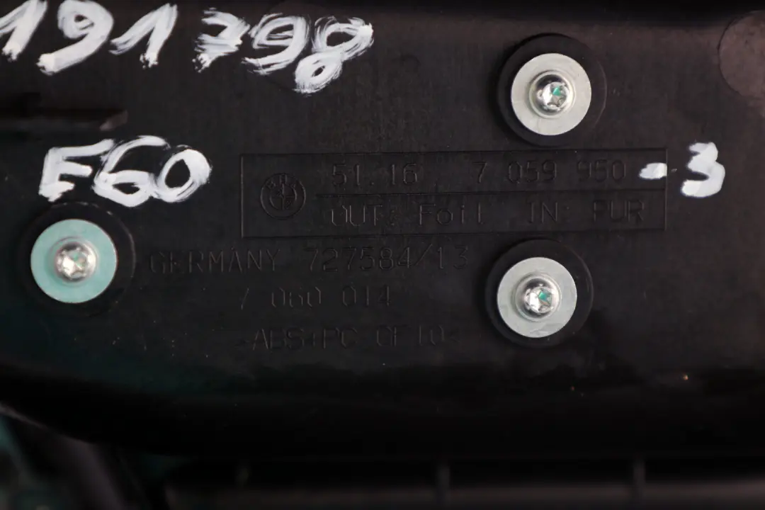 Grey Centre Console Part Armrest to BMW 5 Series E60 E61 with Part number 7059950 BMW 5 Series E60 E61 Grey Centre Console Part Armrest - SKU rhd-7059950-3 - Part number 7059950