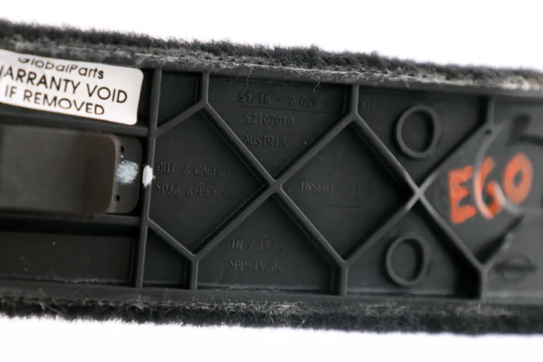 Capot Console Centrale devant a Droite pour BMW 5 E60 E61 M5 à propos du numéro de pièce 7059952 BMW 5 E60 E61 M5 Capot Console Centrale devant a Droite - SKU 7059952-1 - Numéro de pièce 7059952