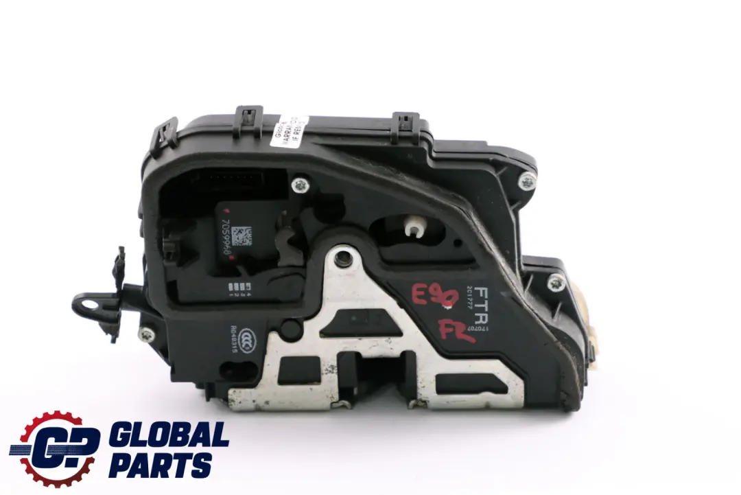 BMW E60 E87 E90 Zamek Drzwi Prawy Przód - SKU RHD-7059968 - Numer Części 7059968