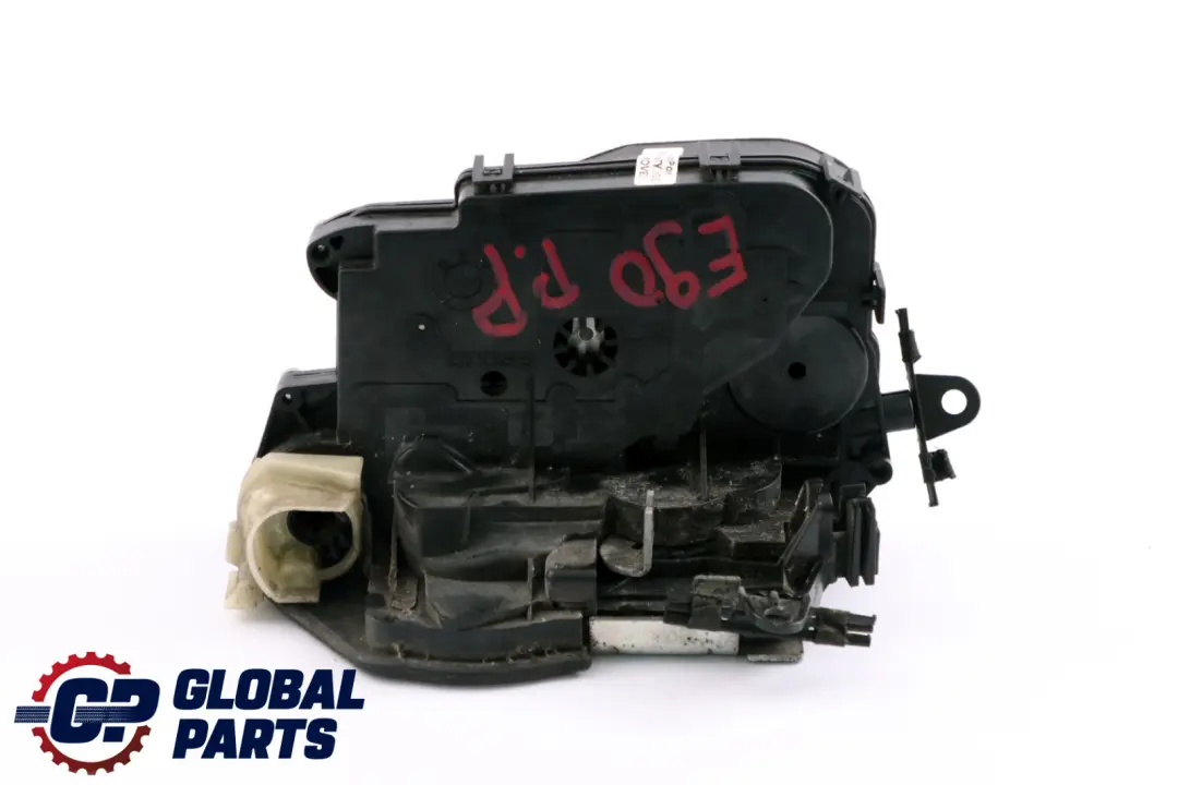 Pestillo Puerta Delantera Derecha Pestillo del Activador para BMW E60 E87 E91 E92 con número de pieza 7059968 BMW E60 E87 E91 E92 Pestillo Puerta Delantera Derecha Pestillo del Activador - SKU RHD-7059968 - Número de pieza 7059968