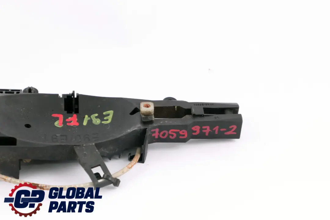 Outside Door Handle Carrier Front Left N/S Bowden Cable to BMW 3 Series 2 E90 E91 with Part number 7059971 BMW 3 Series 2 E90 E91 Outside Door Handle Carrier Front Left N/S Bowden Cable - SKU rhd-7059971-2 - Part number 7059971
