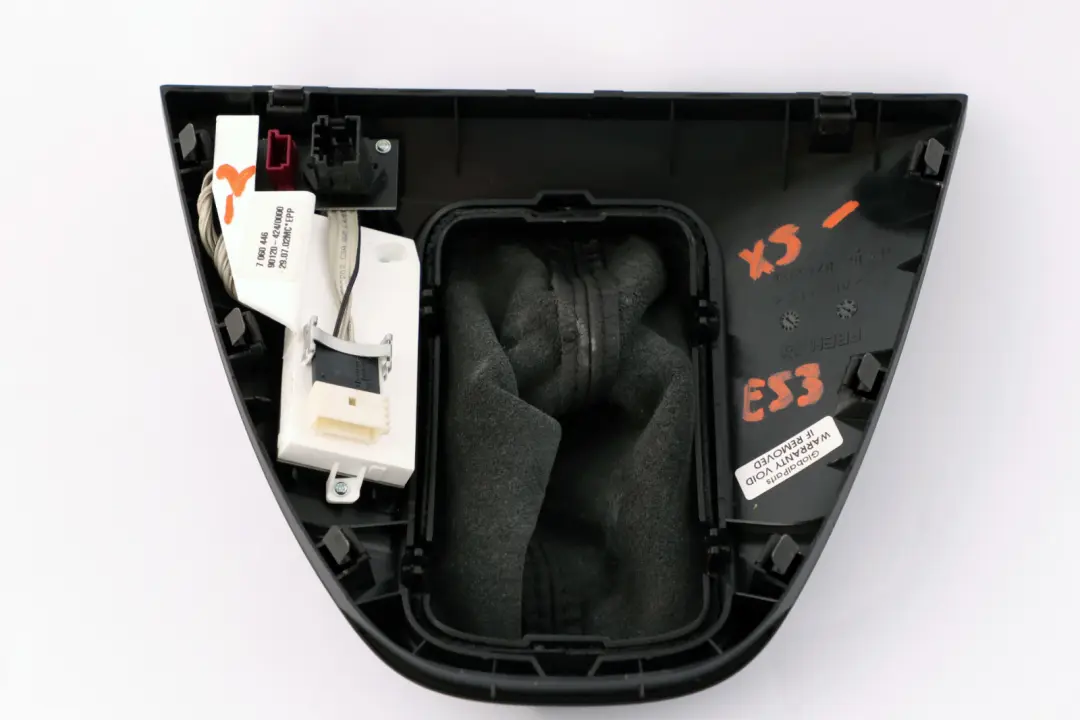 Selector Trim Cover to BMW X5 Series 2 E53 Automatic Gear with Part number 7060446 BMW X5 Series 2 E53 Automatic Gear Selector Trim Cover - SKU rhd-7060446-2 - Part number 7060446