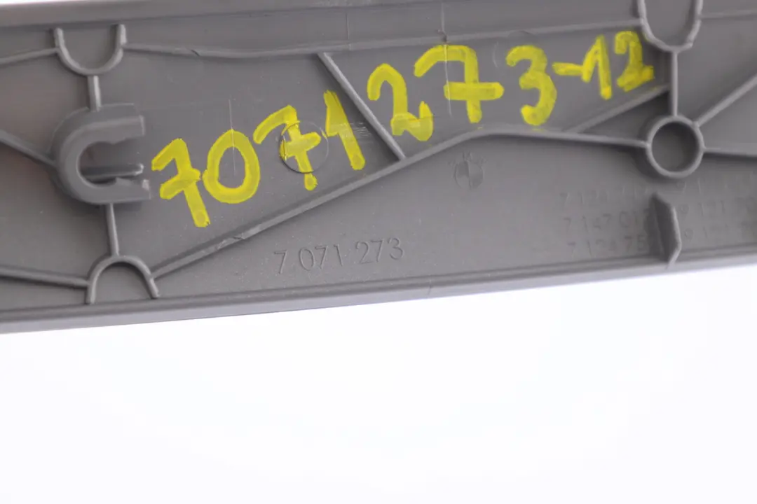 Dashboard Panel Centre Trim Titan Matt to BMW 1 Series 12 E87 with Part number 7071273 BMW 1 Series 12 E87 Dashboard Panel Centre Trim Titan Matt - SKU rhd-7071273-12 - Part number 7071273