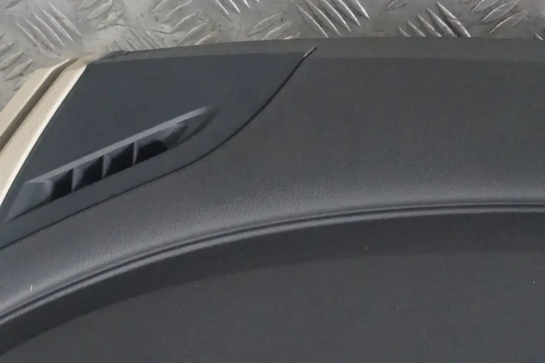 Dashboard Dash Trim Panel Cream Beige to BMW 6 Series E63 E64 Coupe Cabrio with Part number 7073621 BMW 6 Series E63 E64 Coupe Cabrio Dashboard Dash Trim Panel Cream Beige - SKU rhd-7073621 - Part number 7073621