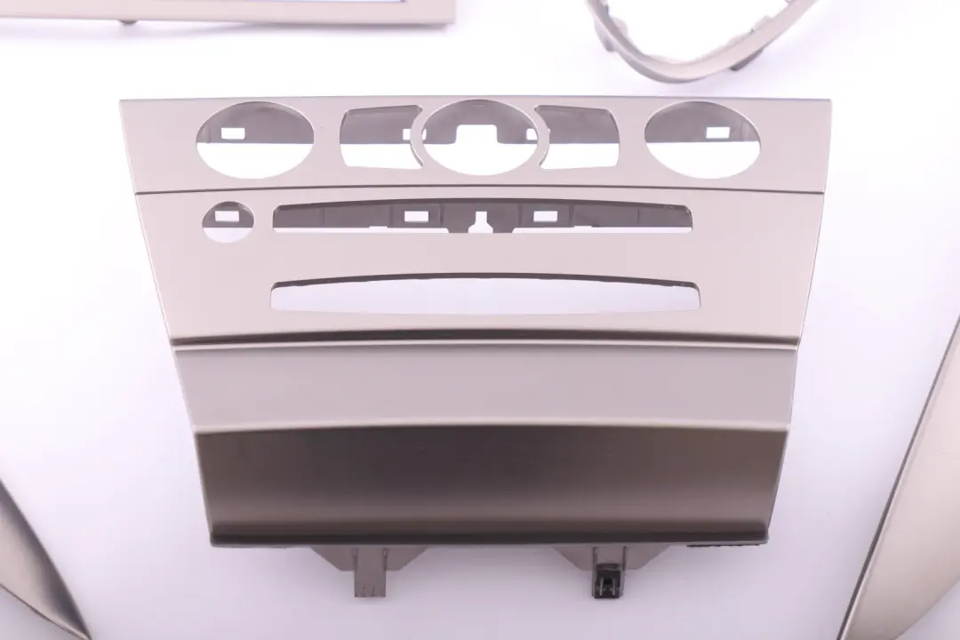 Decorative Strip Dashboard Interior Trim Set Ruthenium to BMW 6 Series E63 E64 with Part number 7073721 BMW 6 Series E63 E64 Decorative Strip Dashboard Interior Trim Set Ruthenium - SKU rhd-7073721 - Part number 7073721