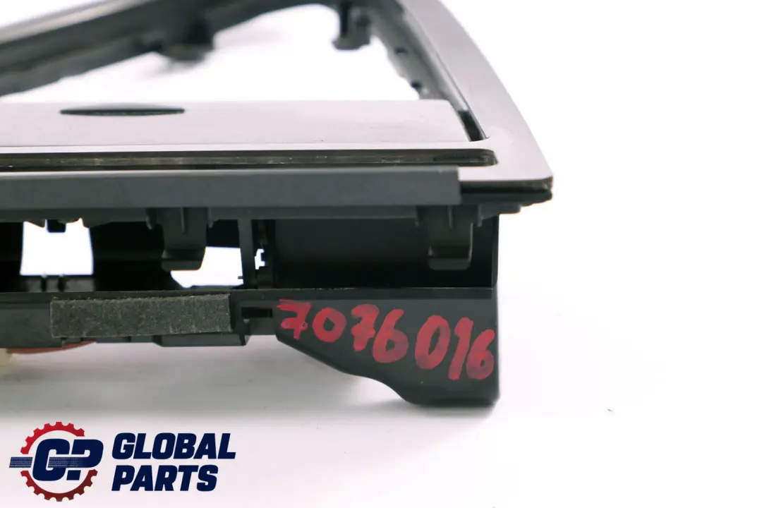 Panel Centre Console Cover Trim Ashtray Wood Birch Grey to BMW 6 Series E63 E64 with Part number 7076016 BMW 6 Series E63 E64 Panel Centre Console Cover Trim Ashtray Wood Birch Grey - SKU rhd-7076016 - Part number 7076016