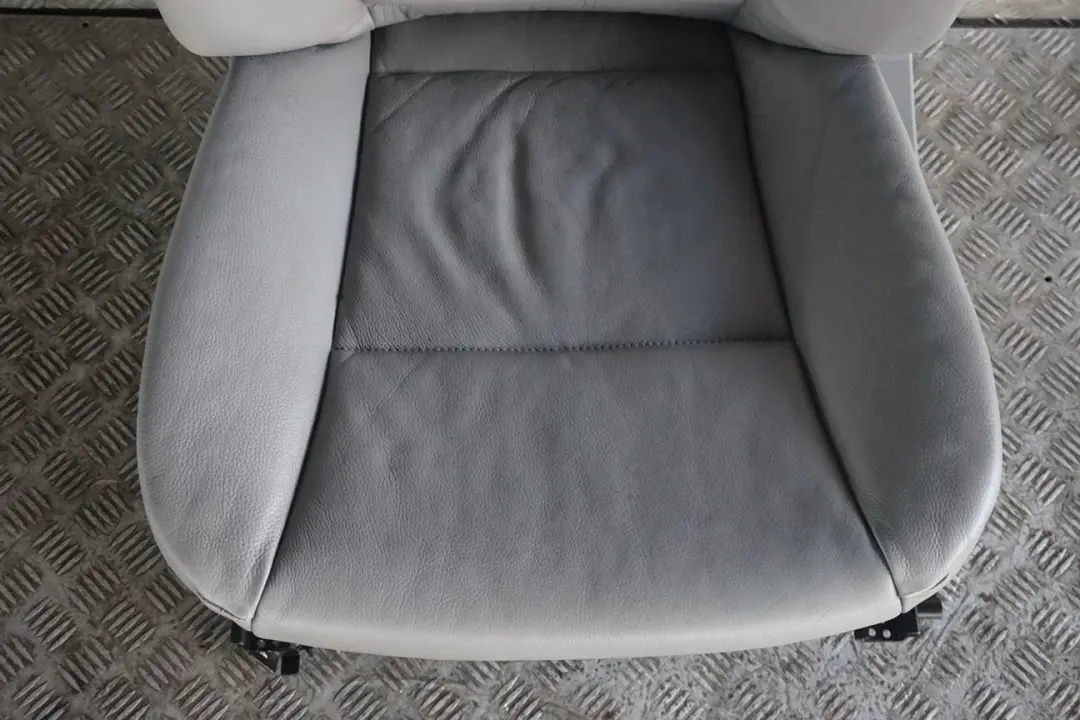 Heated Grey Leather Front Left N/S Seat Passenger Side to BMW 5 Series E60 E61 with Part number 7076581 BMW 5 Series E60 E61 Heated Grey Leather Front Left N/S Seat Passenger Side - SKU rhd-7076581 - Part number 7076581