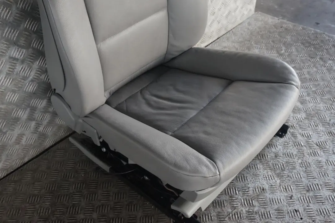Heated Grey Leather Front Left N/S Seat Passenger Side to BMW 5 Series E60 E61 with Part number 7076581 BMW 5 Series E60 E61 Heated Grey Leather Front Left N/S Seat Passenger Side - SKU rhd-7076581 - Part number 7076581