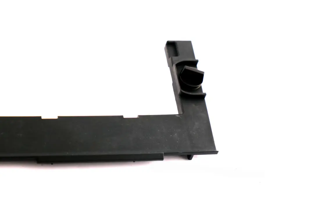 Glove Box Trim Cover Fuse Carrier 7111141 to BMW 5 Series E60 E61 with Part number 7111140 BMW 5 Series E60 E61 Glove Box Trim Cover Fuse Carrier 7111141 - SKU rhd-7111140-3 - Part number 7111140