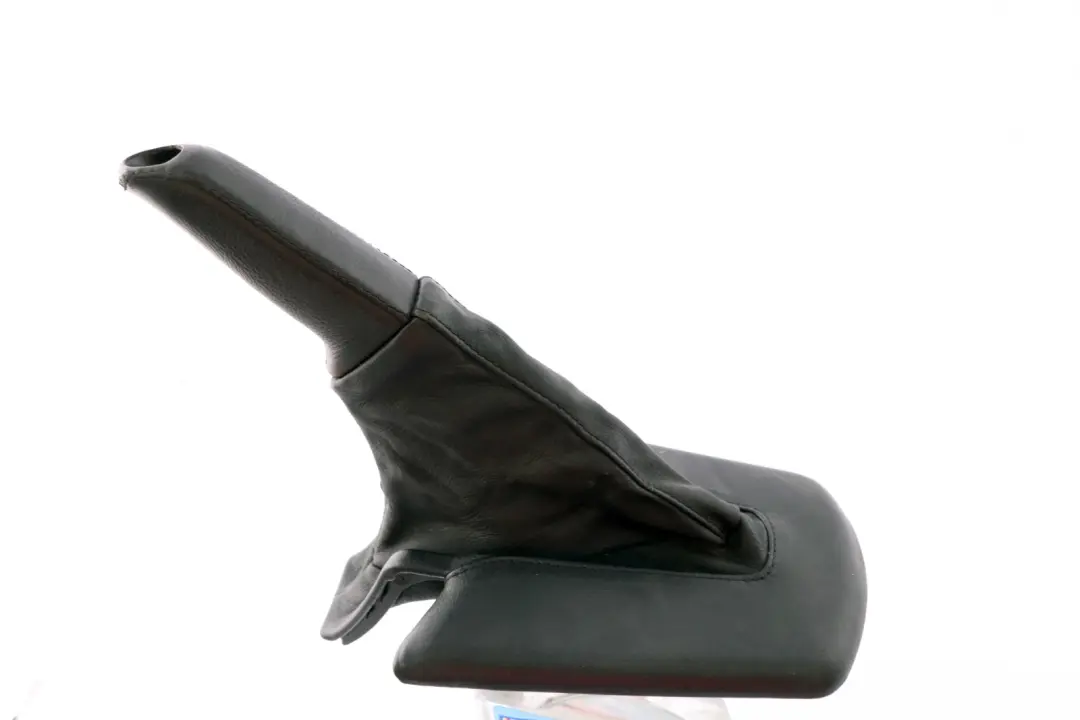 Handbrake Lever Cover Schwarz Black to BMW Z4 Series E85 E86 with Part number 7114362 BMW Z4 Series E85 E86 Handbrake Lever Cover Schwarz Black - SKU rhd-7114362 - Part number 7114362