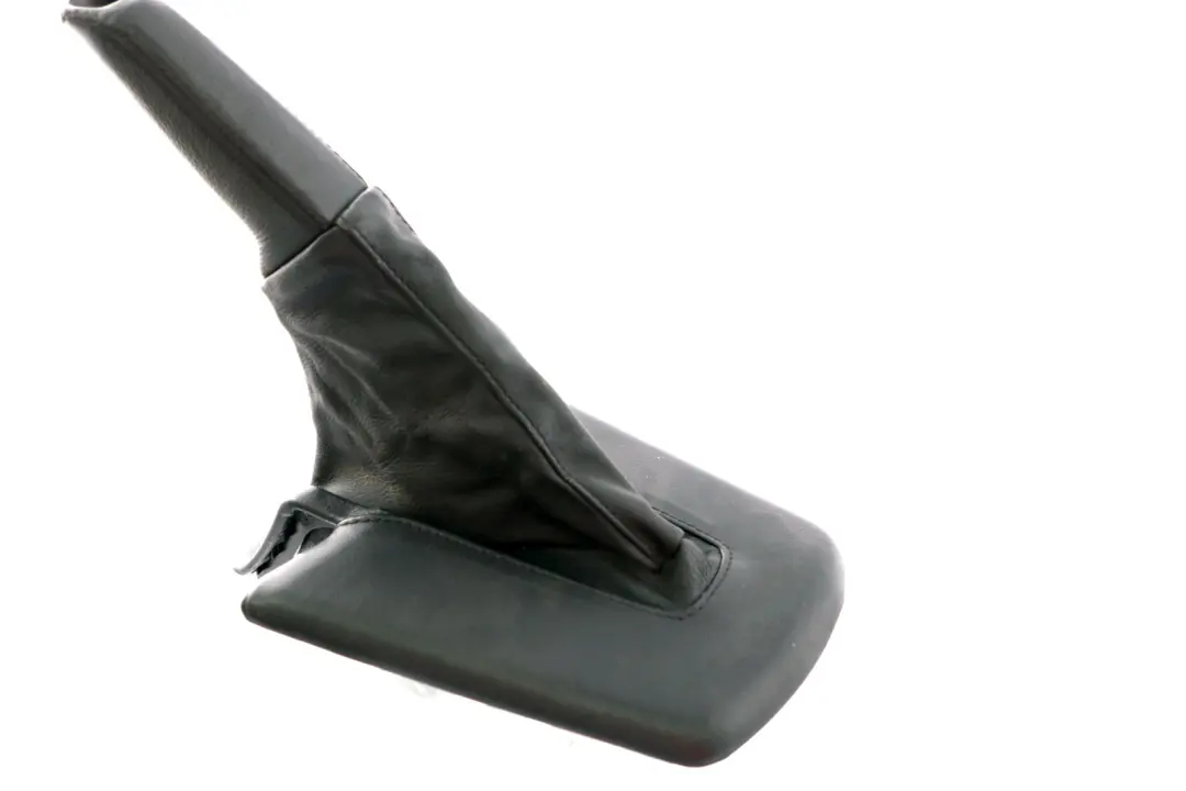 Handbrake Lever Cover Schwarz Black to BMW Z4 Series E85 E86 with Part number 7114362 BMW Z4 Series E85 E86 Handbrake Lever Cover Schwarz Black - SKU rhd-7114362 - Part number 7114362