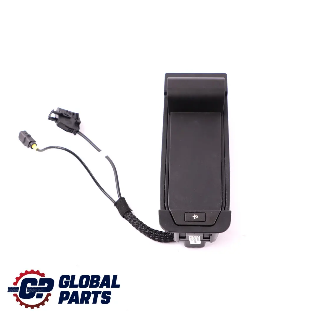 Phone Holder Eject Box Centre Console Armrest to BMW 3 Series 2 E90 E91 E92 E93 with Part number 7118054 BMW 3 Series 2 E90 E91 E92 E93 Phone Holder Eject Box Centre Console Armrest - SKU rhd-7118054-2 - Part number 7118054