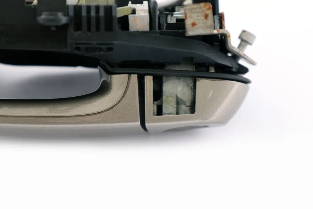 Complete Front Right Grab Handle O/S Platinum Bronze to BMW 3 Series E92 E93 with Part number 7119603 BMW 3 Series E92 E93 Complete Front Right Grab Handle O/S Platinum Bronze - SKU rhd-7119603-PB - Part number 7119603