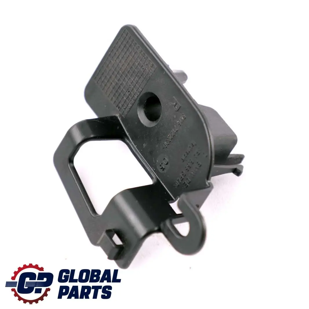 Centre Console Bracket Holder Black Front Right O/S to BMW 1 Series E81 E87 with Part number 7122338 BMW 1 Series E81 E87 Centre Console Bracket Holder Black Front Right O/S - SKU rhd-7122338 - Part number 7122338