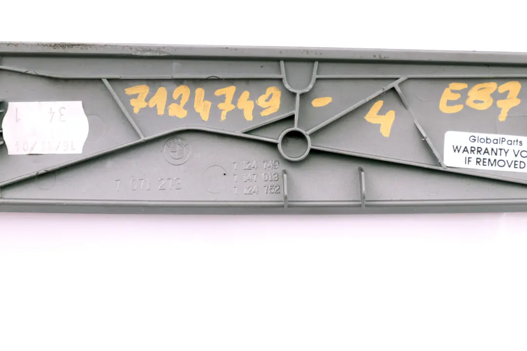 Dashboard I-panel Centre Trim Titan 90 Silver 7071273 to BMW E87 with Part number 7124749 BMW E87 Dashboard I-panel Centre Trim Titan 90 Silver 7071273 - SKU RHD-7124749-4 - Part number 7124749