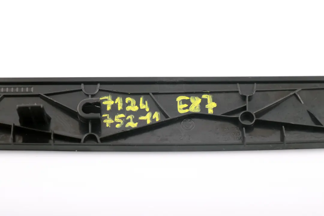 BMW 1 Series 11 E87 Interior Strip Trim Cover Dashboard Centre Gomera Black - SKU rhd-7124752-11 - Part number 7124752