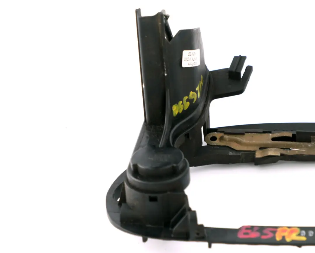 Carrier Outside Door Handle Front Right Driver Side O/S to BMW 7 Series E65 E66 with Part number 7126990 BMW 7 Series E65 E66 Carrier Outside Door Handle Front Right Driver Side O/S - SKU rhd-7126990 - Part number 7126990