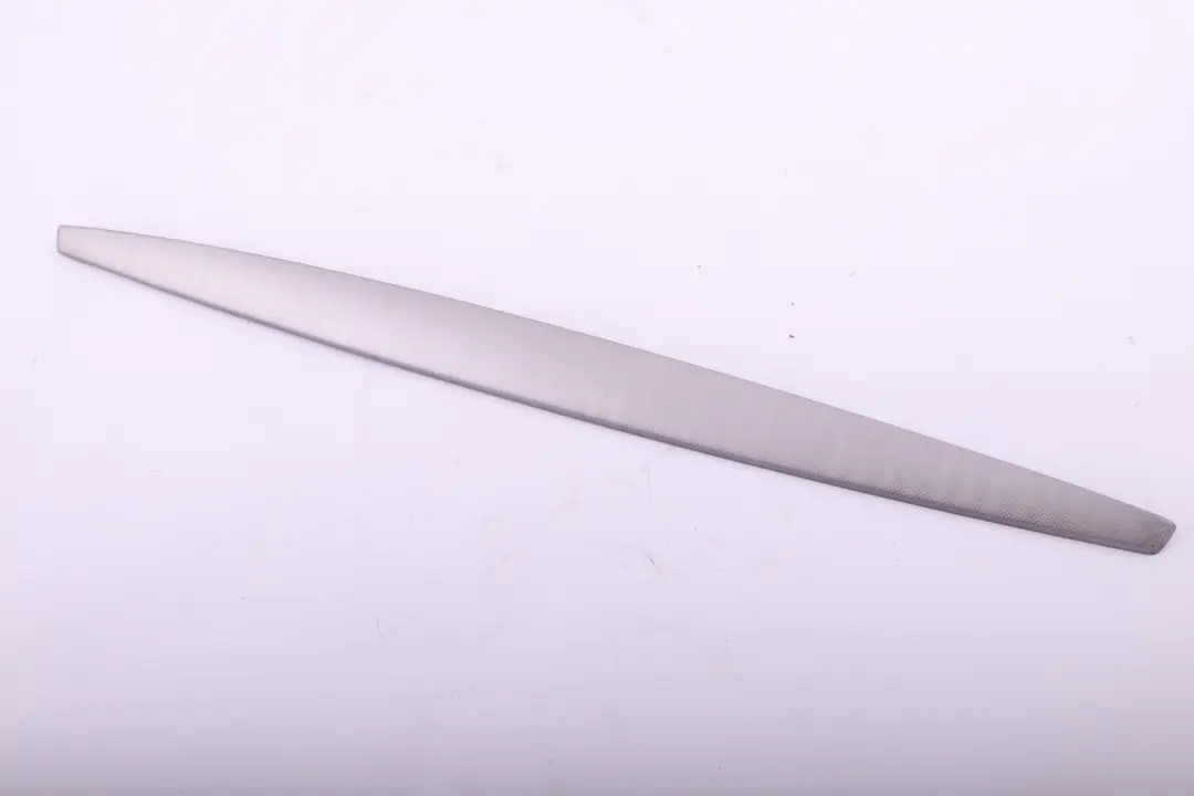 I-panel Kodiak Silver Trim Strip Left N/S to BMW 1 Series 1 E87 Cover with Part number 7127176 BMW 1 Series 1 E87 Cover I-panel Kodiak Silver Trim Strip Left N/S - SKU rhd-7127176-1 - Part number 7127176