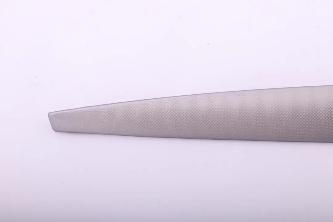 I-panel Kodiak Silver Trim Strip Left N/S to BMW 1 Series 1 E87 Cover with Part number 7127176 BMW 1 Series 1 E87 Cover I-panel Kodiak Silver Trim Strip Left N/S - SKU rhd-7127176-1 - Part number 7127176