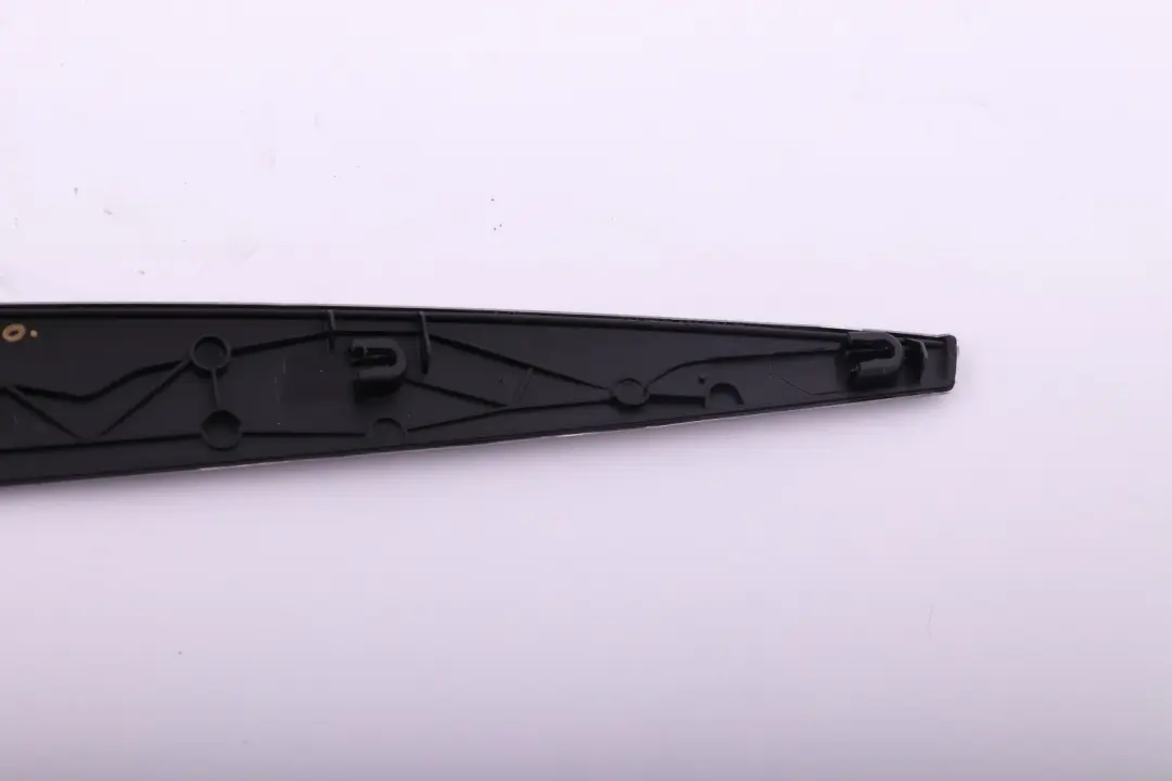 I-panel Kodiak Silver Trim Strip Left N/S to BMW 1 Series 1 E87 Cover with Part number 7127176 BMW 1 Series 1 E87 Cover I-panel Kodiak Silver Trim Strip Left N/S - SKU rhd-7127176-1 - Part number 7127176