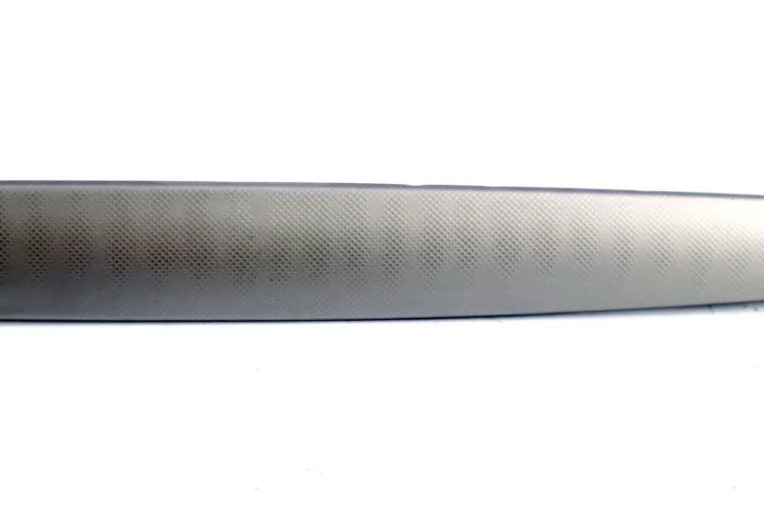 Panel Aluminium Kodiak Silver Trim Strip Left N/S to BMW 1 Series 2 E87 Cover with Part number 7127176 BMW 1 Series 2 E87 Cover Panel Aluminium Kodiak Silver Trim Strip Left N/S - SKU rhd-7127176-2 - Part number 7127176