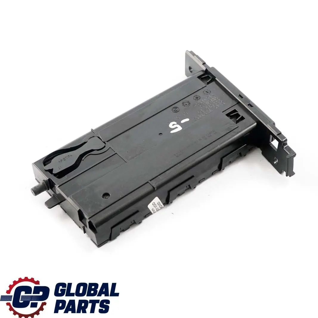Passenger's Cup Drink Holder Left Schwarz N/S to BMW 3 Series E90 E91 with Part number 7127463 BMW 3 Series E90 E91 Passenger's Cup Drink Holder Left Schwarz N/S - SKU rhd-7127463-5 - Part number 7127463