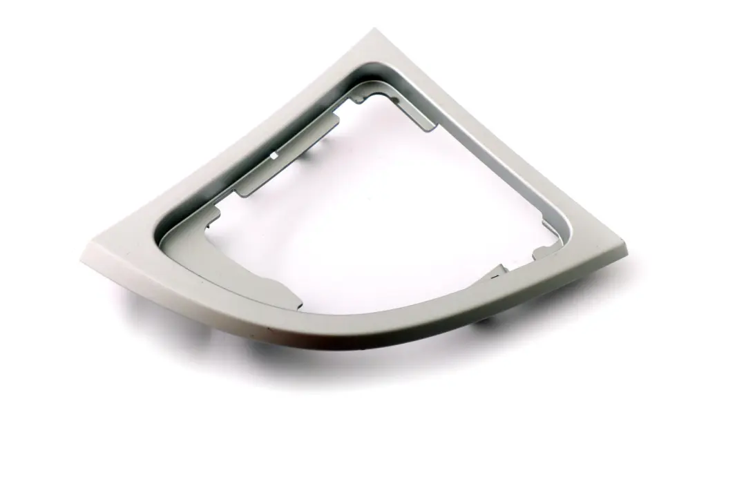 Shifting Decor Silver Light Titan to BMW 1 Series 2 E81 E87 LCI Cover Gear with Part number 7129144 BMW 1 Series 2 E81 E87 LCI Cover Gear Shifting Decor Silver Light Titan - SKU rhd-7129144-2 - Part number 7129144