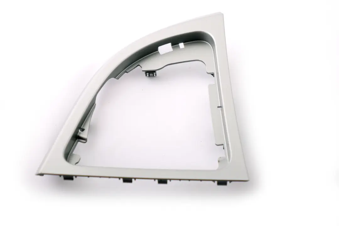 Shifting Decor Silver Light Titan to BMW 1 Series 2 E81 E87 LCI Cover Gear with Part number 7129144 BMW 1 Series 2 E81 E87 LCI Cover Gear Shifting Decor Silver Light Titan - SKU rhd-7129144-2 - Part number 7129144