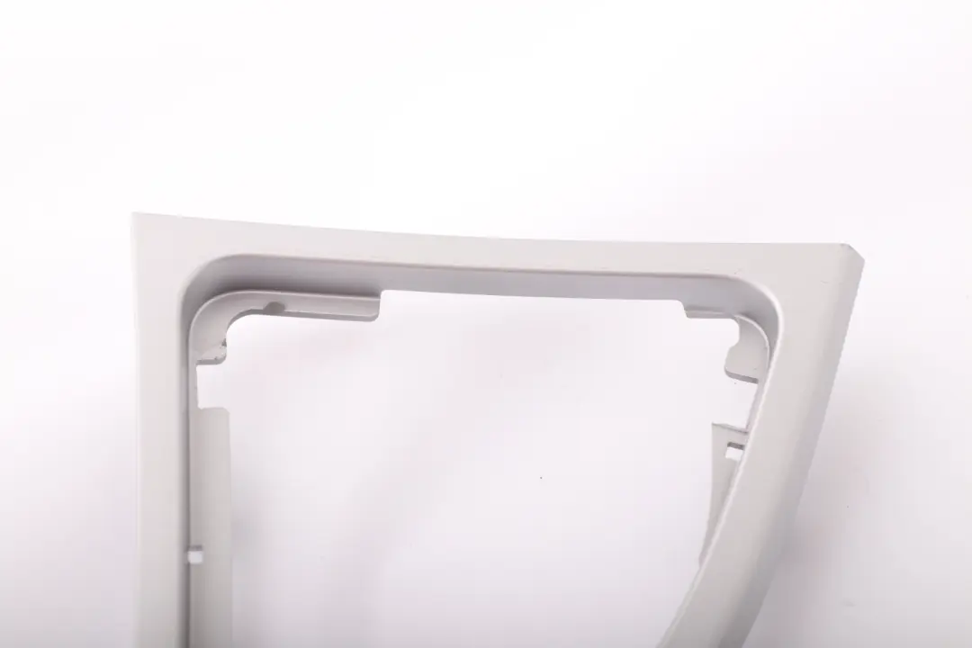 Shifting Decor Silver Light Titan to BMW 1 Series 2 E81 E87 LCI Cover Gear with Part number 7129144 BMW 1 Series 2 E81 E87 LCI Cover Gear Shifting Decor Silver Light Titan - SKU rhd-7129144-2 - Part number 7129144