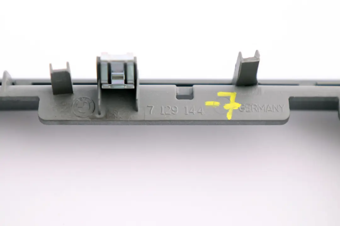 BMW 1 Series 7 E87 Cover Trim Gear Shifting Decor Silver Titan Matt - SKU rhd-7129144-7 - Part number 7129144