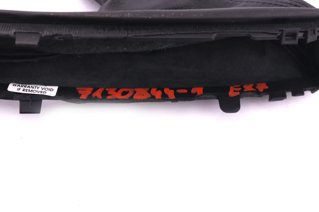 Handbrake Lever Cover Part Leather to BMW 1 SERIES 1 E82 E87 E88 with Part number 7130844 BMW 1 SERIES 1 E82 E87 E88 Handbrake Lever Cover Part Leather - SKU rhd-7130844-1 - Part number 7130844