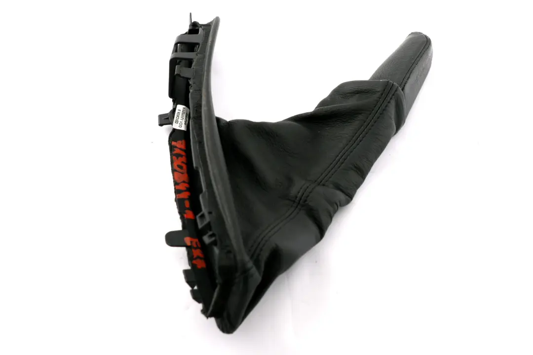 Handbrake Lever Cover Part Leather to BMW 1 SERIES 1 E82 E87 E88 with Part number 7130844 BMW 1 SERIES 1 E82 E87 E88 Handbrake Lever Cover Part Leather - SKU rhd-7130844-1 - Part number 7130844