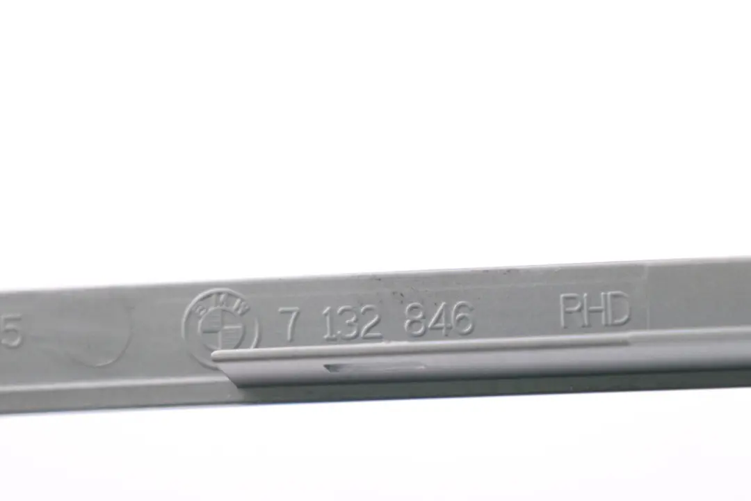 BMW 3 Series 1 E90 E91 Decorative Dashboard Decor Strip Left N/S Titan 90 Silver - SKU rhd-7132846-1 - Part number 6970077