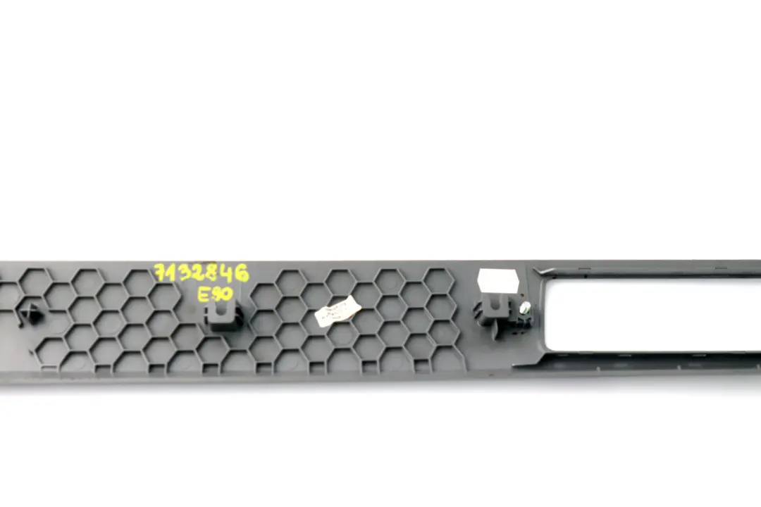 Decorative Dashboard Strip Trim Titan 90 Silver to BMW 3 Series E90 E91 with Part number 7132846 BMW 3 Series E90 E91 Decorative Dashboard Strip Trim Titan 90 Silver - SKU rhd-7132846 - Part number 7132846