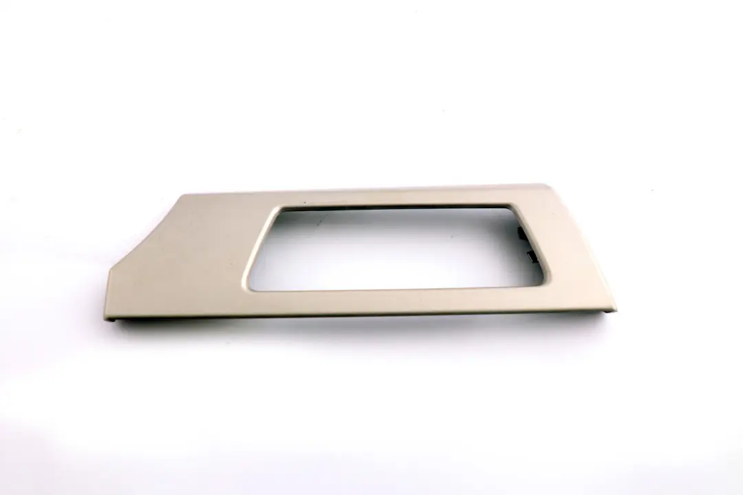 Decorative Strip Dashboard Dash Right Satin Silver O/S to BMW 3 Series E90 E91 LCI with Part number 9197276 BMW 3 Series E90 E91 LCI Decorative Strip Dashboard Dash Right Satin Silver O/S - SKU rhd-7132848-13 - Part number 9197276