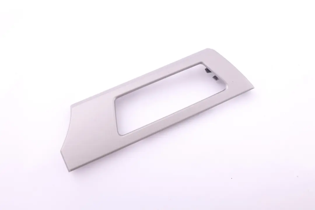 Decorative Strip Dashboard Front Right O/S Titan 90 to BMW 3 Series 14 E90 E91 with Part number 7132848 BMW 3 Series 14 E90 E91 Decorative Strip Dashboard Front Right O/S Titan 90 - SKU rhd-7132848-14 - Part number 7132848