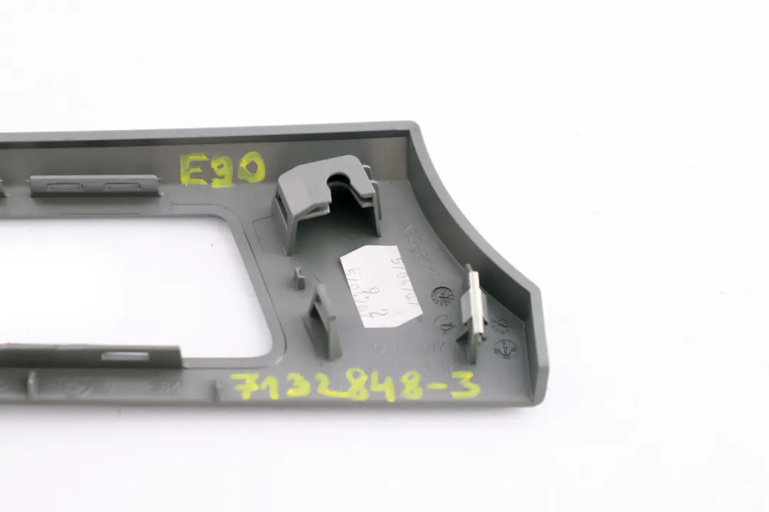 Decorative Strip Cover Dashboard Right O/S Titan 90 Silver to BMW 3 Series E90 E91 with Part number 7132848 BMW 3 Series E90 E91 Decorative Strip Cover Dashboard Right O/S Titan 90 Silver - SKU rhd-7132848-3 - Part number 7132848