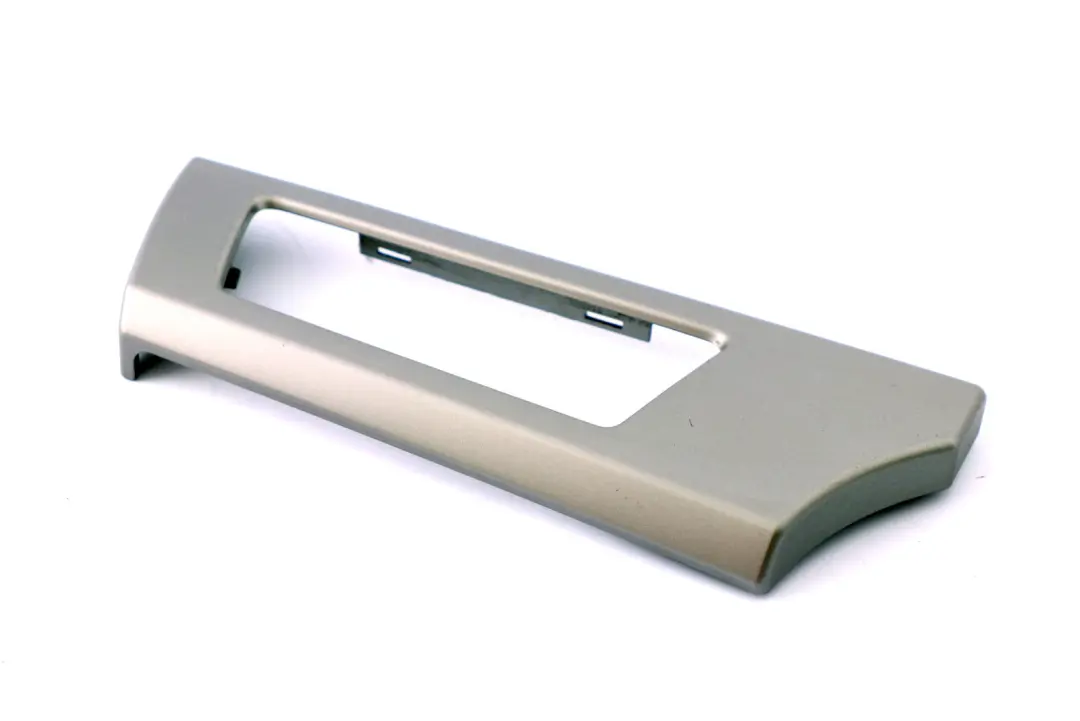 Decorative Trim Cover Dashboard Right O/S Titan 90 Silver to BMW 3 Series E90 E91 with Part number 7132848 BMW 3 Series E90 E91 Decorative Trim Cover Dashboard Right O/S Titan 90 Silver - SKU rhd-7132848-4 - Part number 7132848