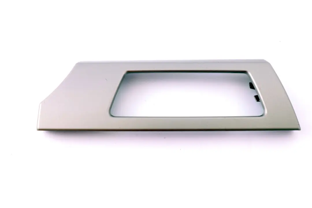 Decorative Trim Cover Dashboard Right O/S Titan 90 Silver to BMW 3 Series E90 E91 with Part number 7132848 BMW 3 Series E90 E91 Decorative Trim Cover Dashboard Right O/S Titan 90 Silver - SKU rhd-7132848-4 - Part number 7132848