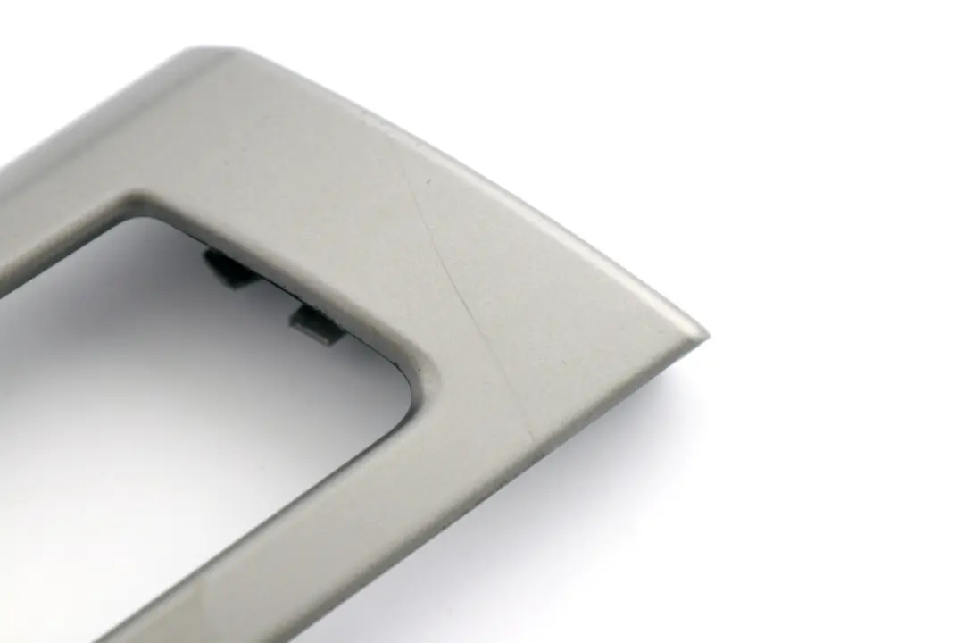 Decorative Strip Dashboard Front Right O/S Titan Silver to BMW 3 Series 7 E90 E91 with Part number 7132848 BMW 3 Series 7 E90 E91 Decorative Strip Dashboard Front Right O/S Titan Silver - SKU rhd-7132848-7 - Part number 7132848