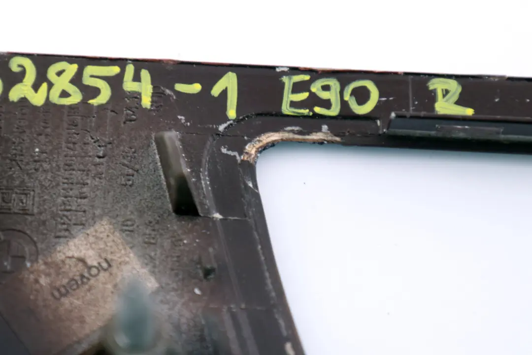 Dashboard Brash Nutwood Wood Right O/S to BMW 3 Series 1 E90 E91 Cover with Part number 7132854 BMW 3 Series 1 E90 E91 Cover Dashboard Brash Nutwood Wood Right O/S - SKU rhd-7132854-1 - Part number 7132854