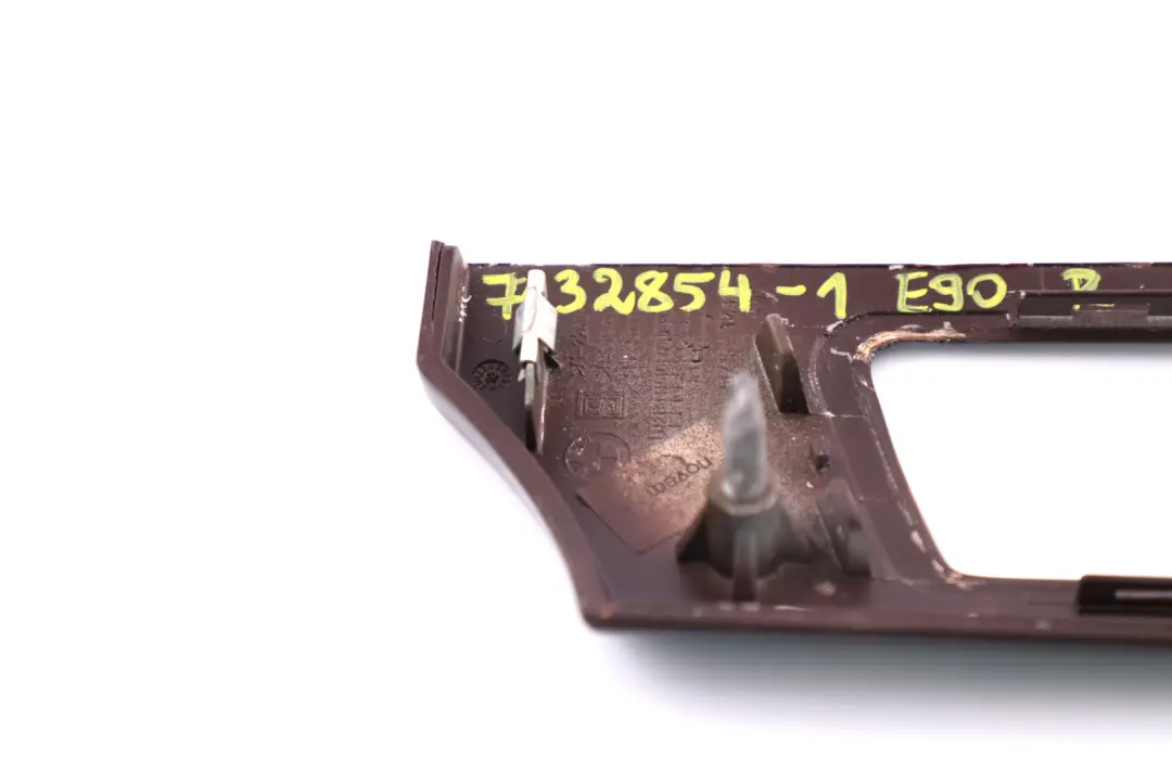 Dashboard Brash Nutwood Wood Right O/S to BMW 3 Series 1 E90 E91 Cover with Part number 7132854 BMW 3 Series 1 E90 E91 Cover Dashboard Brash Nutwood Wood Right O/S - SKU rhd-7132854-1 - Part number 7132854