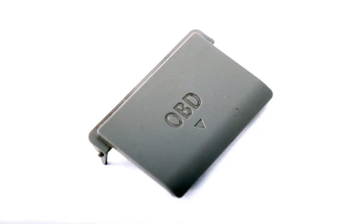 OBD Plug Cover Trim Grey 7135121 to BMW 5 Series E60 E61 LCI with Part number 7144920 BMW 5 Series E60 E61 LCI OBD Plug Cover Trim Grey 7135121 - SKU rhd-7135121 - Part number 7144920