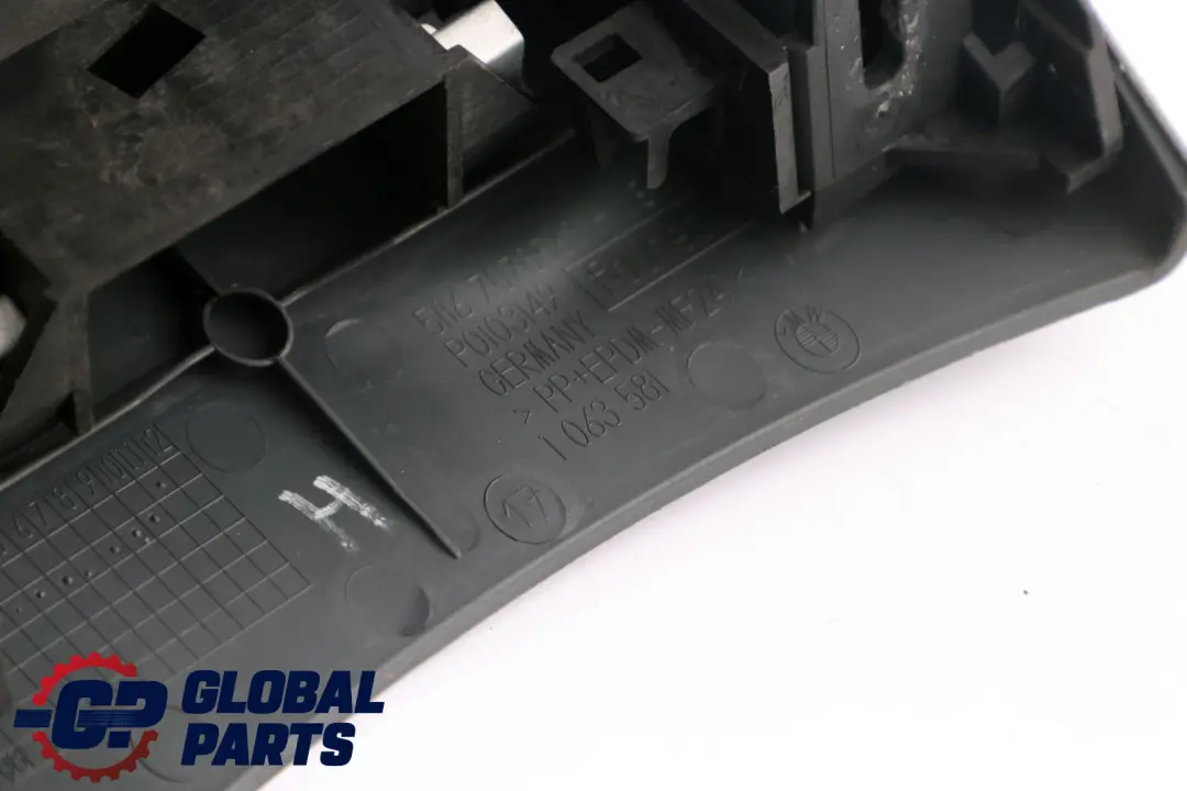 Centre Console Armrest Trim Alaskagrau Grey 7143600 to BMW 1 Series 6 E87 with Part number 51167078563 BMW 1 Series 6 E87 Centre Console Armrest Trim Alaskagrau Grey 7143600 - SKU rhd-7143600-6 - Part number 51167078563